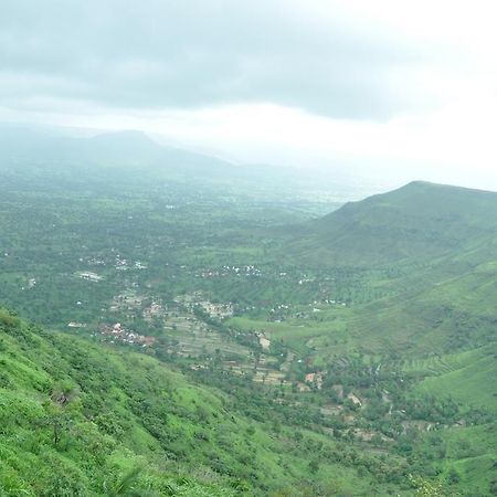 Raval Bunglow Hotel Panchgani Exterior photo